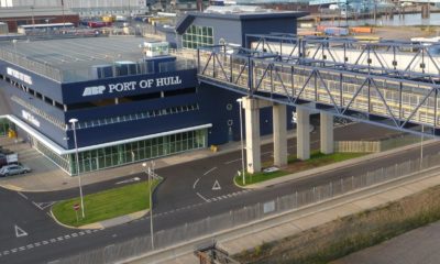 New euro 3.5 million hybrid crane arrives at the port of Hull