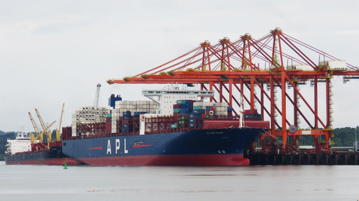 Puerto Aguadulce begins 2020 operations with the largest vessel ever to call Colombia