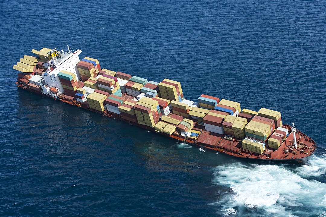 Seaspan announces more newbuild vessel orders. Image: Wikimeida/ NZ Defence Force assistance