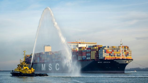 Rotterdam transhipment volume passes 15 million TEU containers. Image: Port of Rotterdam