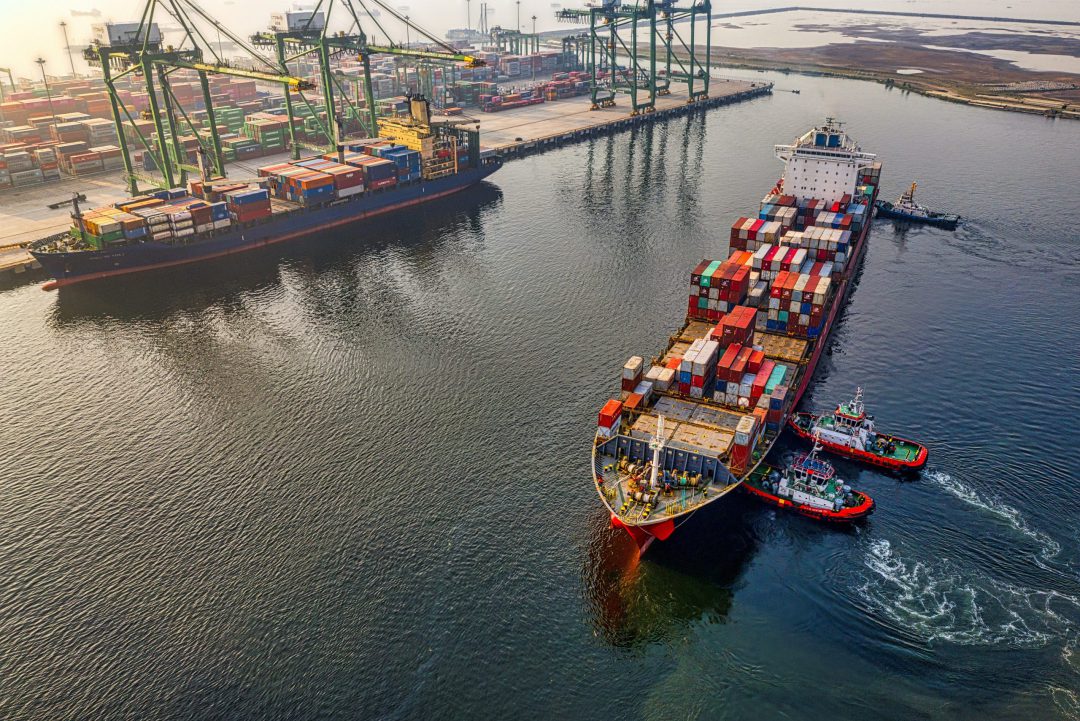 Xeneta and Compass Financial Technologies partner to launch the industry’s most in-depth daily container freight index. Image: Unsplash