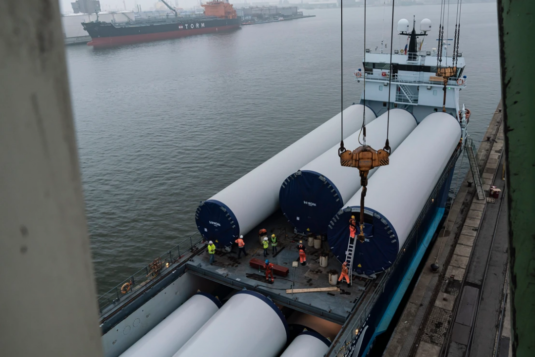Project cargo on the rise at Port of Antwerp thanks to EU Green Deal. Image: Port of Antwerp