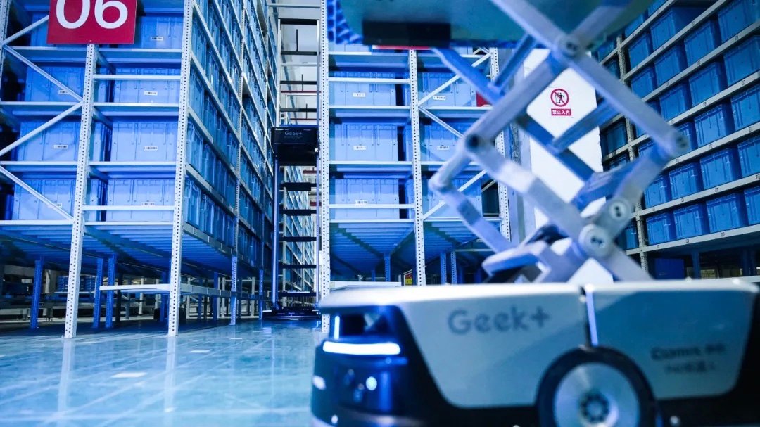 Geek+ partners with system integrators, Reesink Logistic Solutions. Image: Geek+
