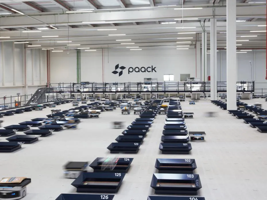 Geek+ and Paack launch AMR based system in Paack's distribution center. Image: Geek+