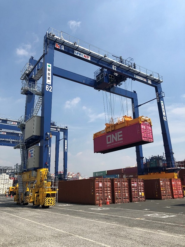 NYK Line begins operation of four state-of-the-art transfer cranes. Image: NYK Line