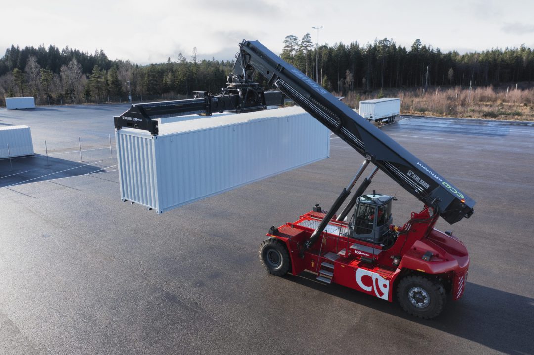 Kalmar to supply the Port of Helsingborg with electric Reachstacker. Image: Cargotec