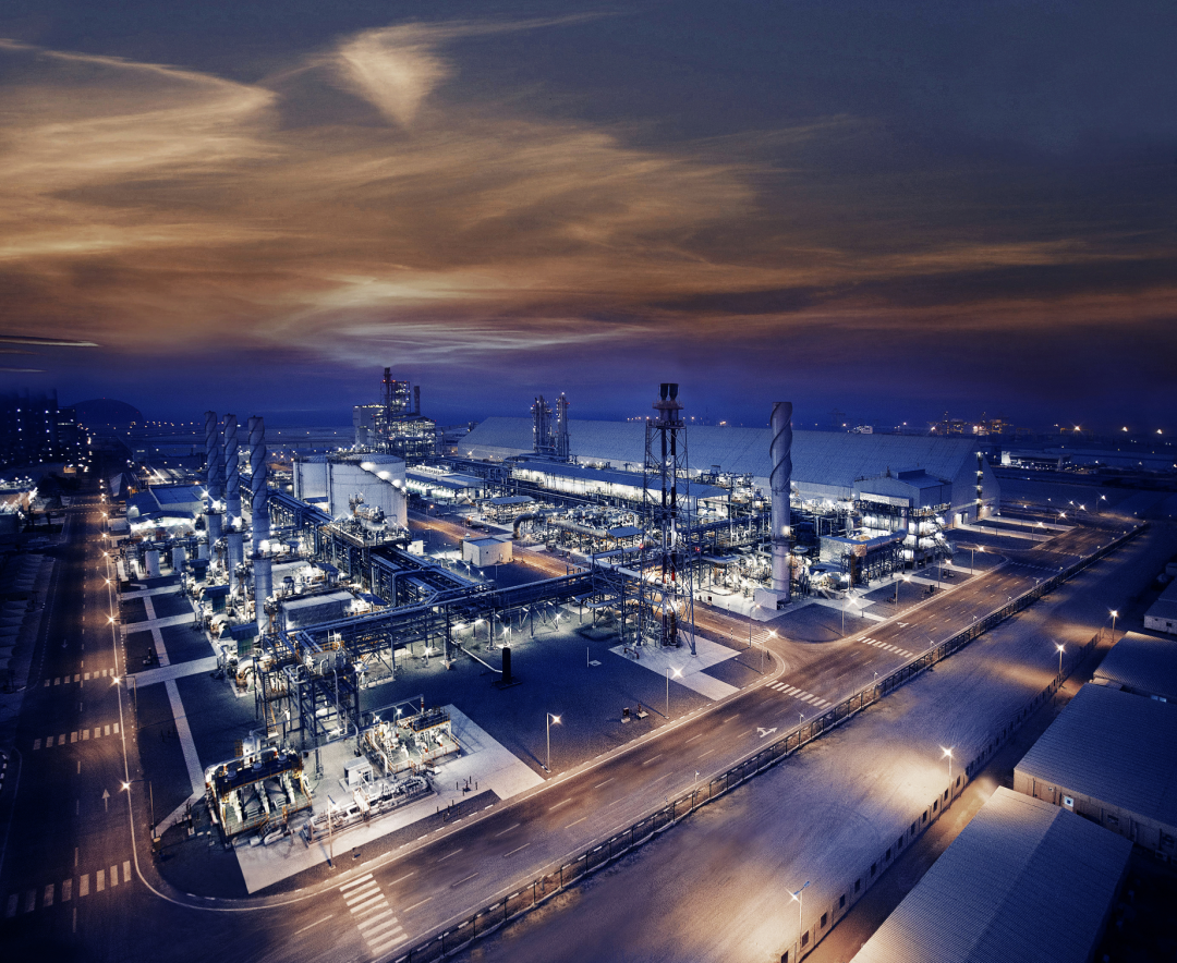 TA’ZIZ signs agreement to develop low-carbon ammonia production facility. Image: ADNOC