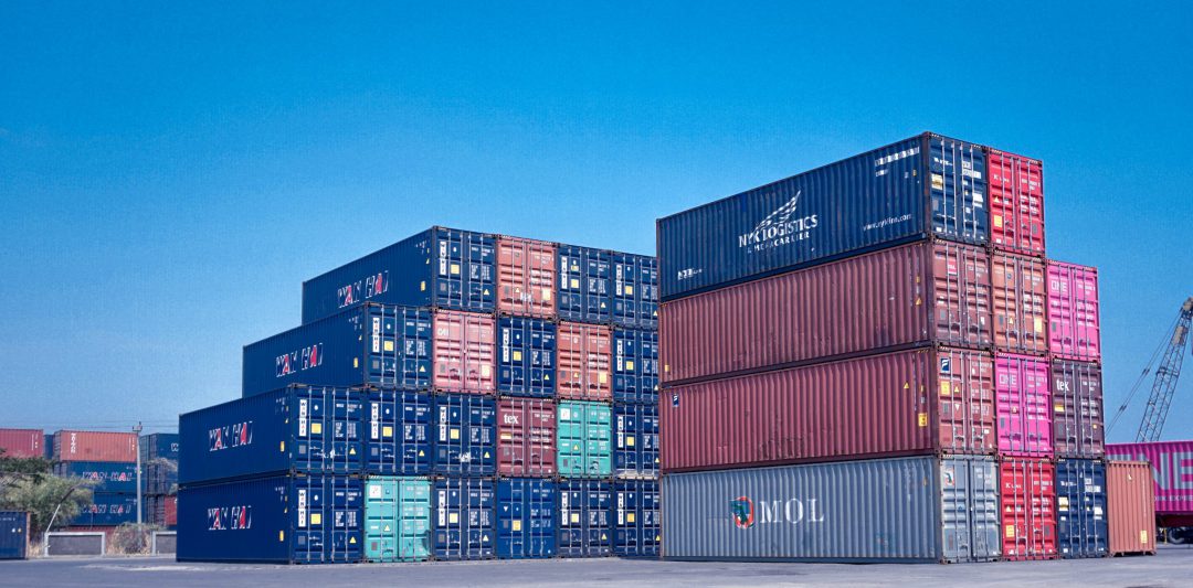 The Port of Oakland’s container volume dropped in December 2022. Image: Unsplash