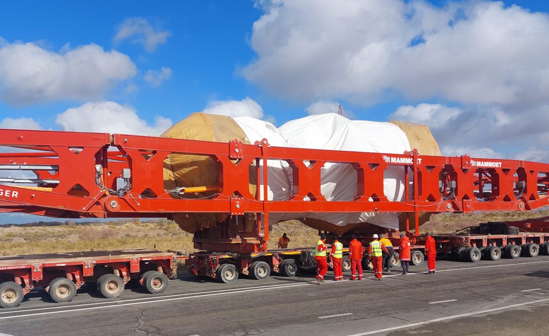 Goldhofer carries gas turbines with heavy modules for Mammoet. Image: Goldhofer