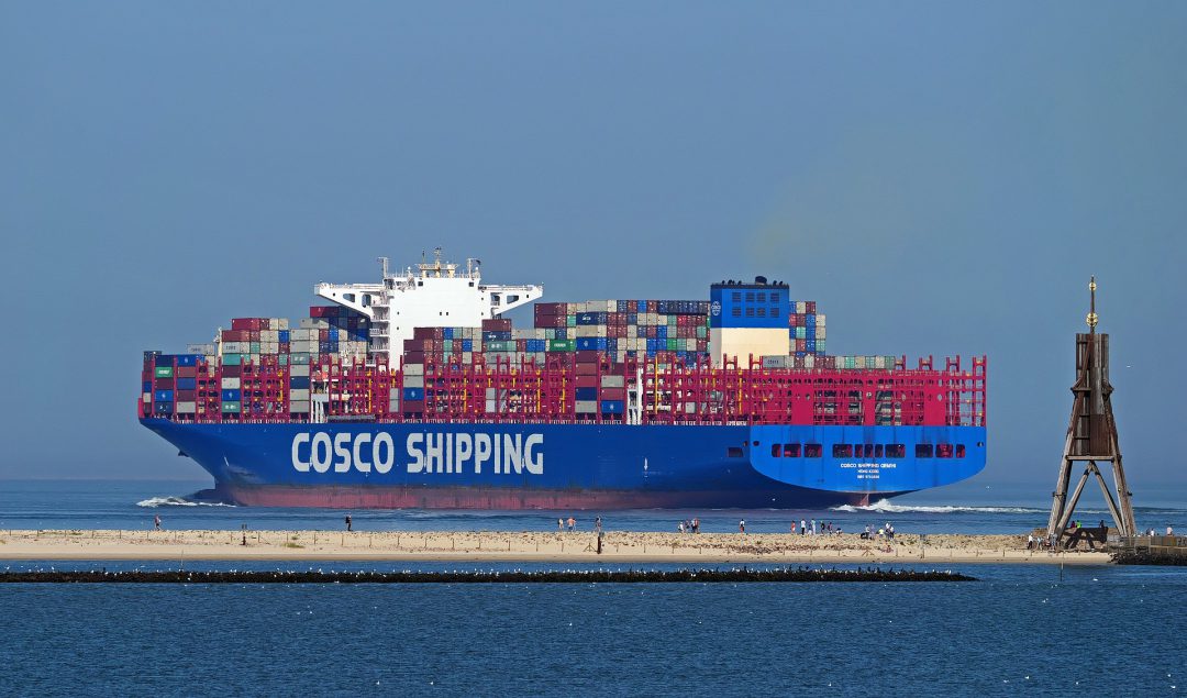 COSCO SHIPPING Ports invests in Container Terminal Tollerort from HHLA. Image: Pixabay